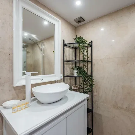Guestready- Marys Den 3* Порту